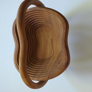 Collapsible wood bowl basket